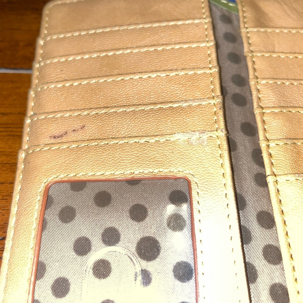 Relic Wallet - Picture 4 of 5
